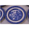 Image 3 : (9) Blue Willow Dessert Plates + Blue Willow Creamer