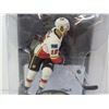 Image 3 : Jarome Iginla Collector Hockey Figure