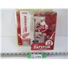 Image 1 : Pavel Datsyuk Collector Hockey Figure