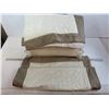 Image 2 : Bedding (yellowed & stained) - Tarp - Pillow Shams