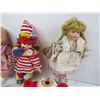 Image 2 : (4) Dolls (one missing head) - Doll Outfit