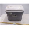 Image 1 : *Igloo cooler (needs cleaning)