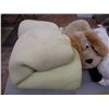 Image 2 : *Foam, pillows, blanket, stuffed toys