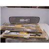 Image 1 : Vehicle grill insert lot