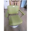 Image 1 : *Barber chair - green, green arms
