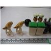 Image 2 : Salt & Pepper shakers