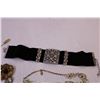 Image 2 : (2) Necklaces, Brooch, and Tie Clip