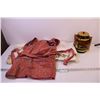 Image 1 : Vintage Apron, Cookie Jar, and Linens