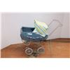 Image 1 : *Vintage Doll Carriage