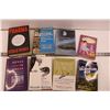 Image 2 : 8 Books