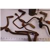 Image 3 : Antique Oiler, (4)Antique Carpenter Braces, and (4) Antique Stove Cranks