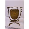 Image 4 : Brass Gong and Vase