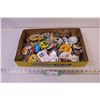 Image 1 : Box of Assorted Buttons