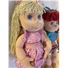 Image 2 : Two Play Along Club Dolls