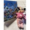 Image 1 : Disneyland Items - Photo Album and Baby Minnie Mouse