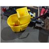 Image 1 : Mop Bucket
