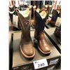 Image 1 : 2 ASSORTED PAIRS OF ARIAT MEN'S SIZE 10, D MEDIUM COWBOY BOOTS