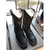 Image 2 : 2 ASSORTED PAIRS OF ARIAT MEN'S SIZE 9, D MEDIUM COWBOY BOOTS