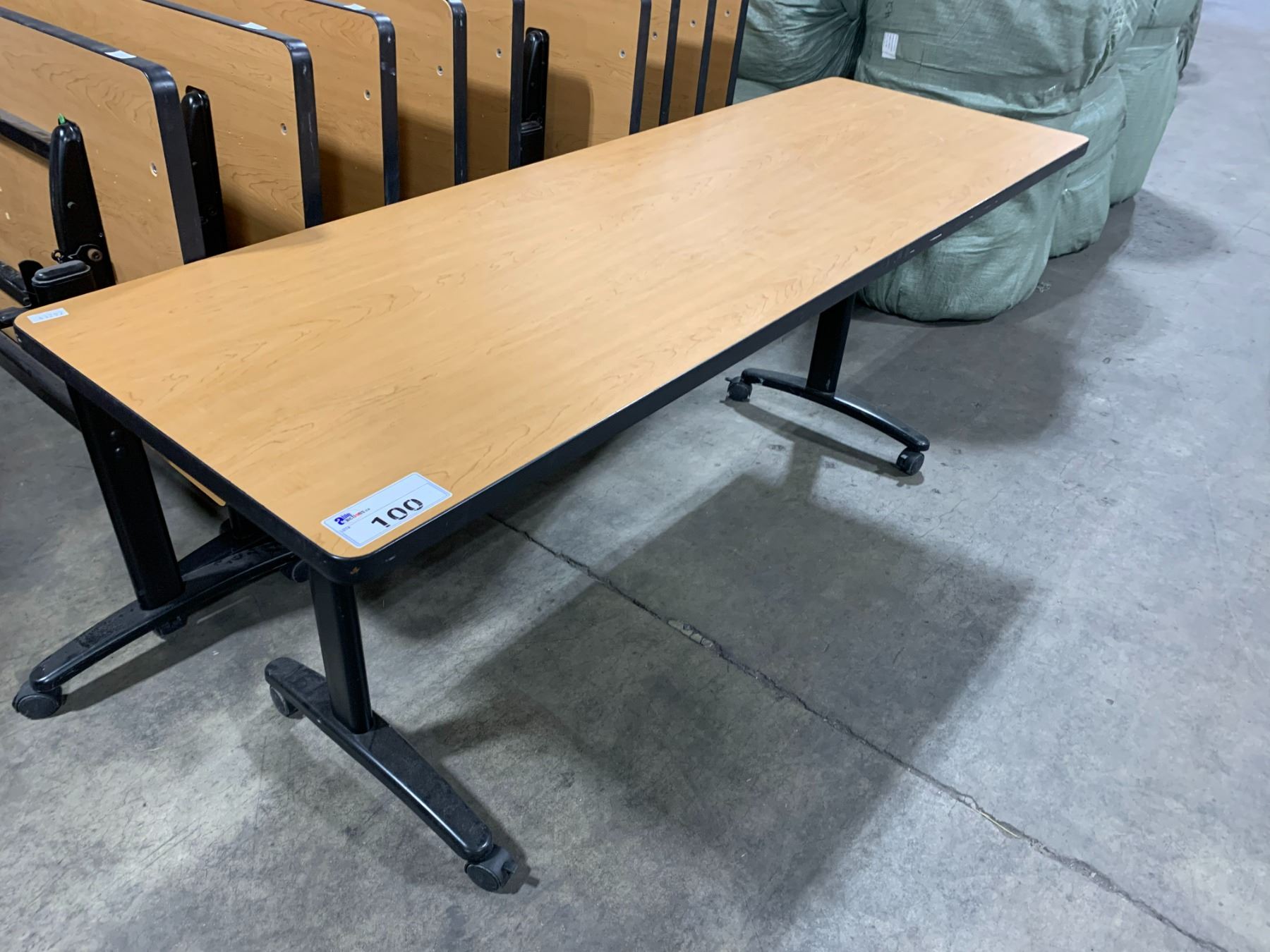 MAPLE TOP COMMERCIAL 6'W X 24