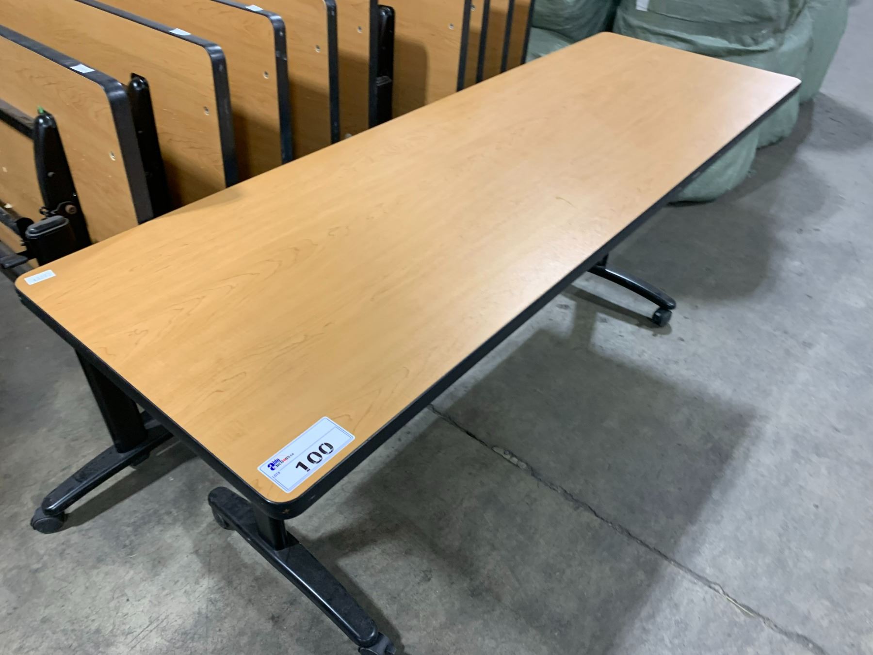 MAPLE TOP COMMERCIAL 6'W X 24