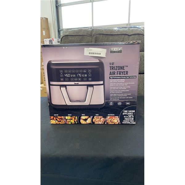 AS NEW BELLA PRO SERIES 9QT TRIZONE AIR FRYER - RETAIL $349