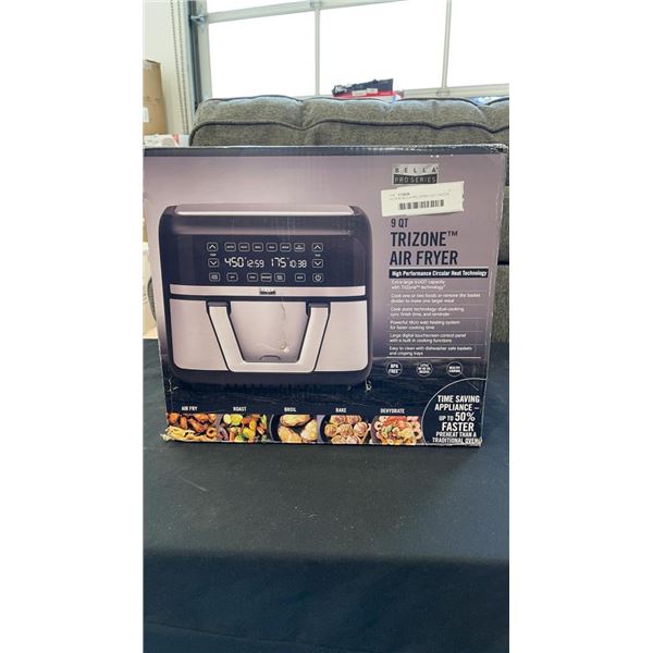 AS NEW BELLA PRO SERIES 9QT TRIZONE AIR FRYER - RETAIL $349
