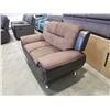 Image 2 : BRAND NEW 2 TONE BROWN MODERN LOVE SEAT - RETAIL $799