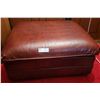 Image 1 : Leather Looking Ottoman