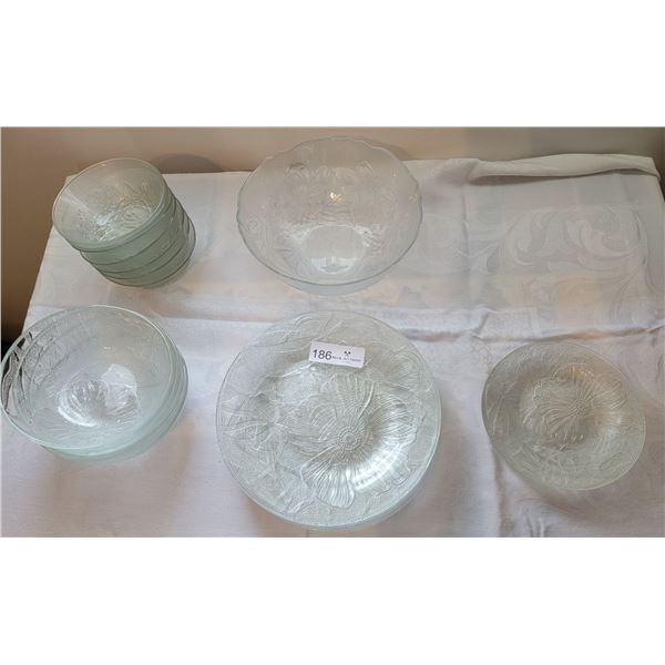 Dishware Set