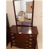 Image 5 : Chest of Drawers with Mirror