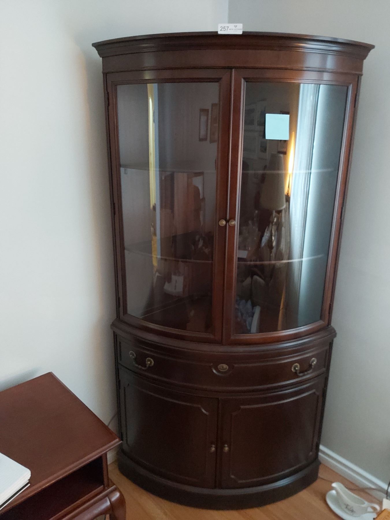 Knechtel Corner China Beck Auctions Inc.