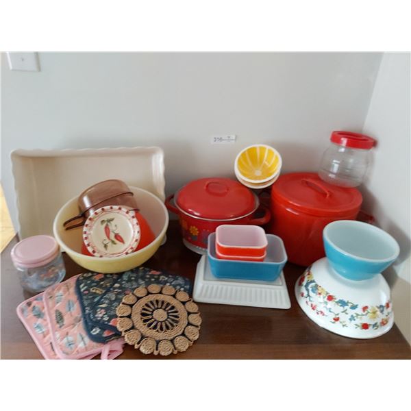 Large Collection of Kitchen items including Pyrex Vintage Bowls, Visions Pots, Pot Holders & More