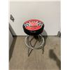 Image 2 : MAC Tools stool