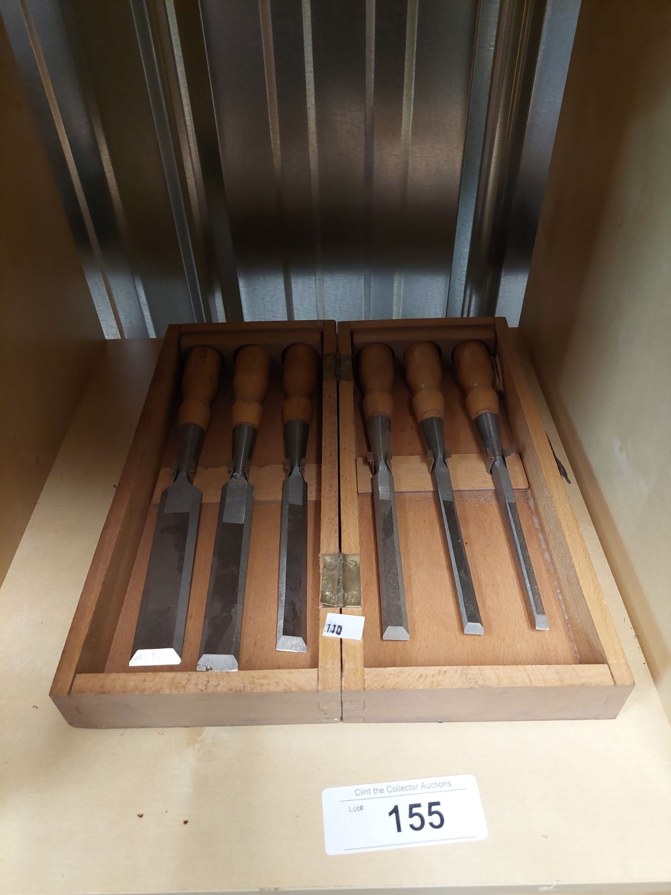 VINTAGE CHISEL SET IN ORIGINAL BOX
