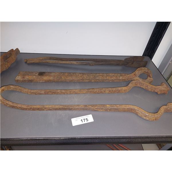 ANTIQUE BLACKSMITHING TOOLS