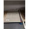 Image 1 : VINTAGE BOSTON PAPER CUTTER