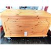 Image 3 : Pine Storage Chest Cat A