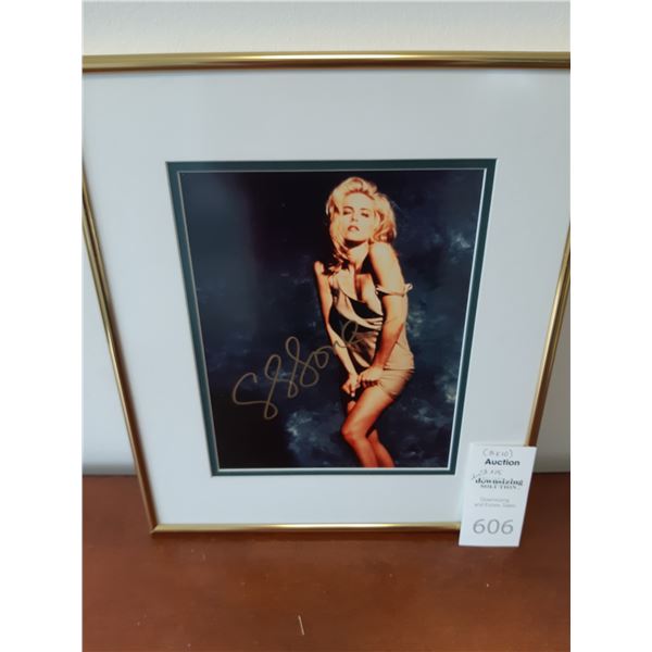 Signed Photo Sharon Stone Cat A