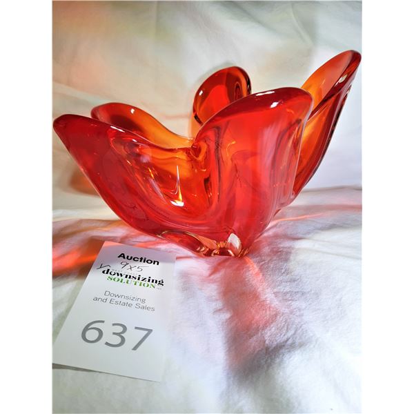 Blown Glass Dish Cat A