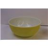 Image 2 : (2) Pyrex Bowls