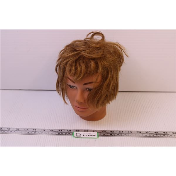 Hairdresser Mannequin
