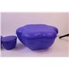 Image 2 : (7) Assorted Pieces of Tupperware