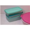 Image 2 : (9) Pieces of Tupperware