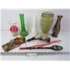 Image 1 : (5) Vases - Powder Horn - Decorated Spoon - Coasters