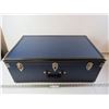 Image 1 : *Blue Trunk (10" x 16" x 29 1/2")