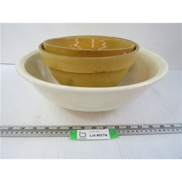 (3) Vintage Mixing Bowls