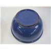 Image 3 : (3) Vintage Mixing Bowls - (One Blue Medalta #10) (one there has chip)