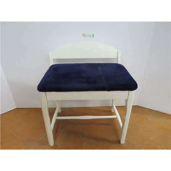 *Vintage Wooden Stool/Bench