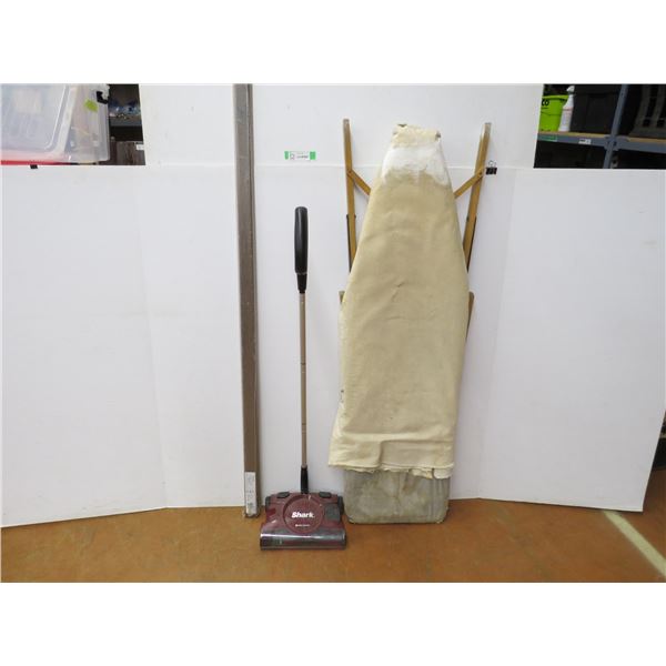 *Vintage Ironing Board - laminate Floor T-Moulding (73 3/4") - Shark Sweeper