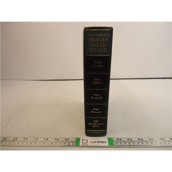 The Complete Pelican Book of Shakespeare-The Complete Works-Good condition,damage to spine